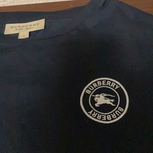 Burberry t-shirt